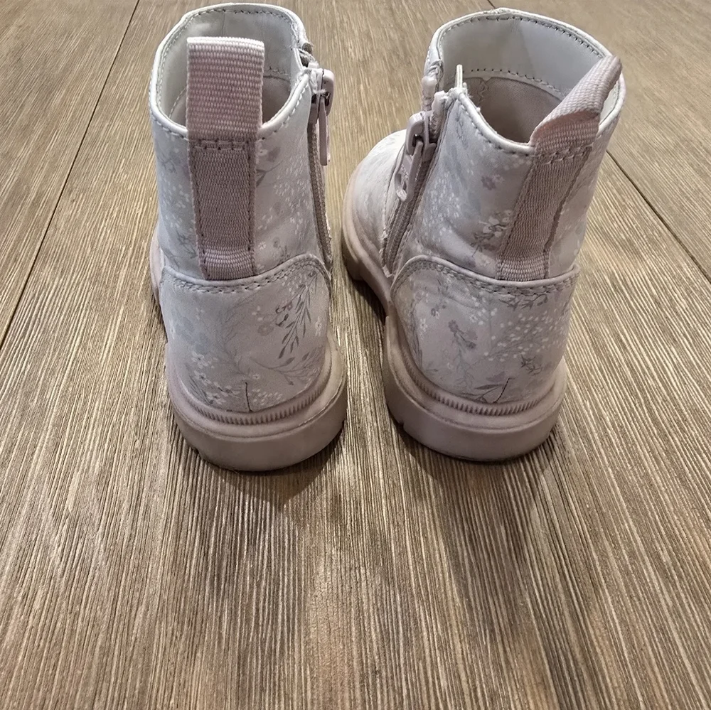 Cat & Jack toddler‎ boots size 7